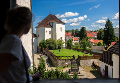 Výhled z hradních pavlačí, foto Jarmila Sajtlová